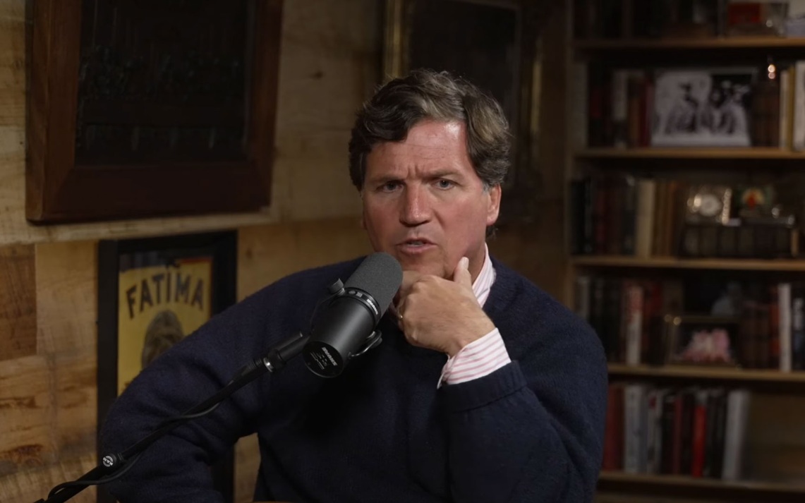 Такер Карлсон заявил, что операция против Ирана "не сделает США богаче"