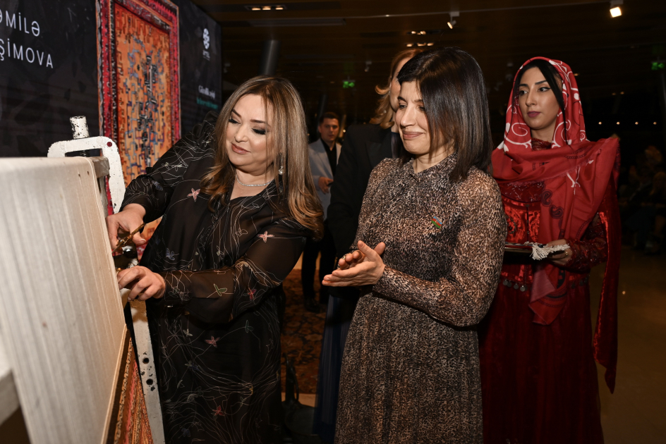 Мир красоты и гармонии Джамили Гашимовой в Национальном музее ковра
