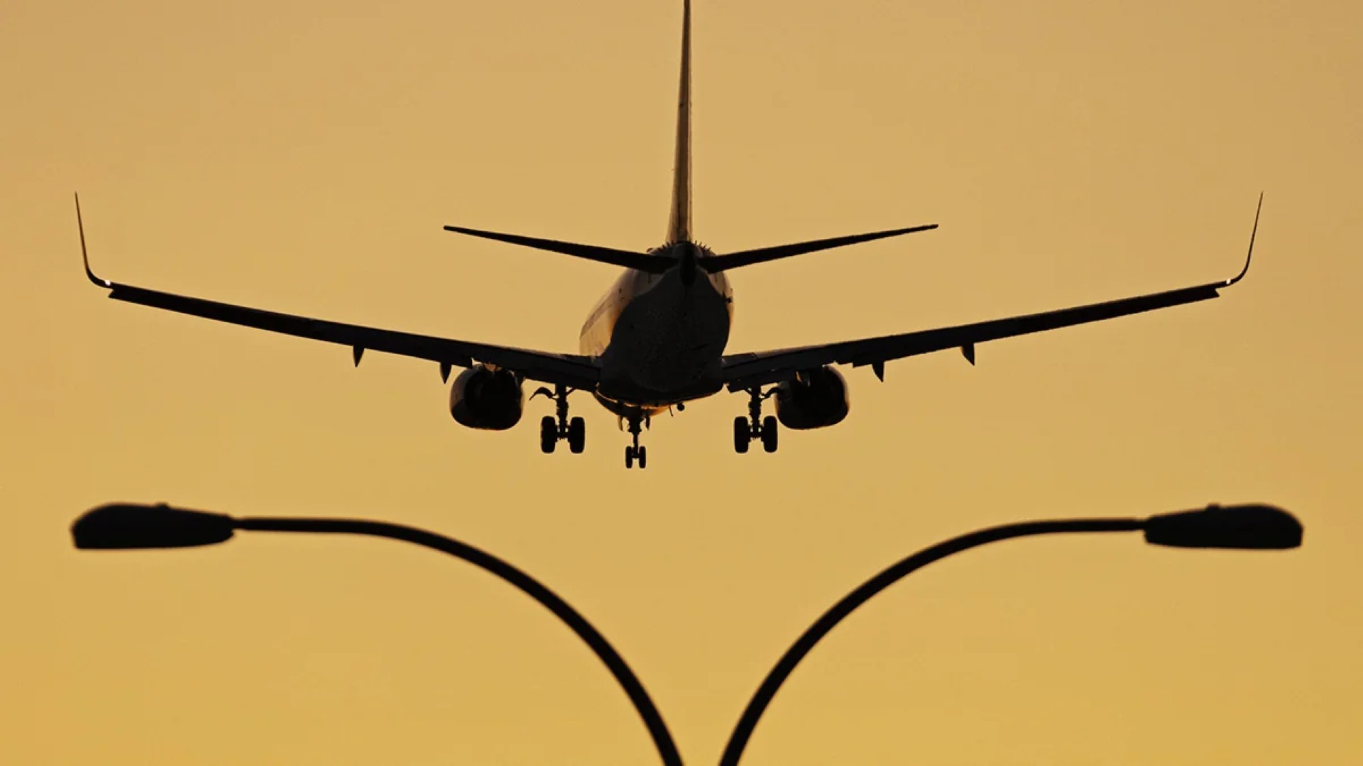 Кипр частично закрыл воздушное пространство на границе с Ливаном