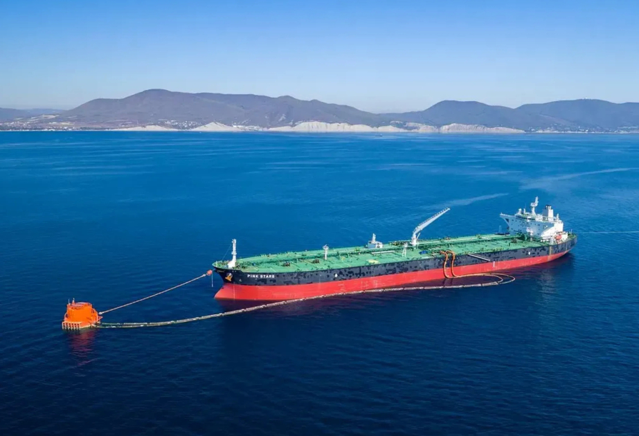 Фрахт супертанкеров взлетел до 500 000 долларов в сутки