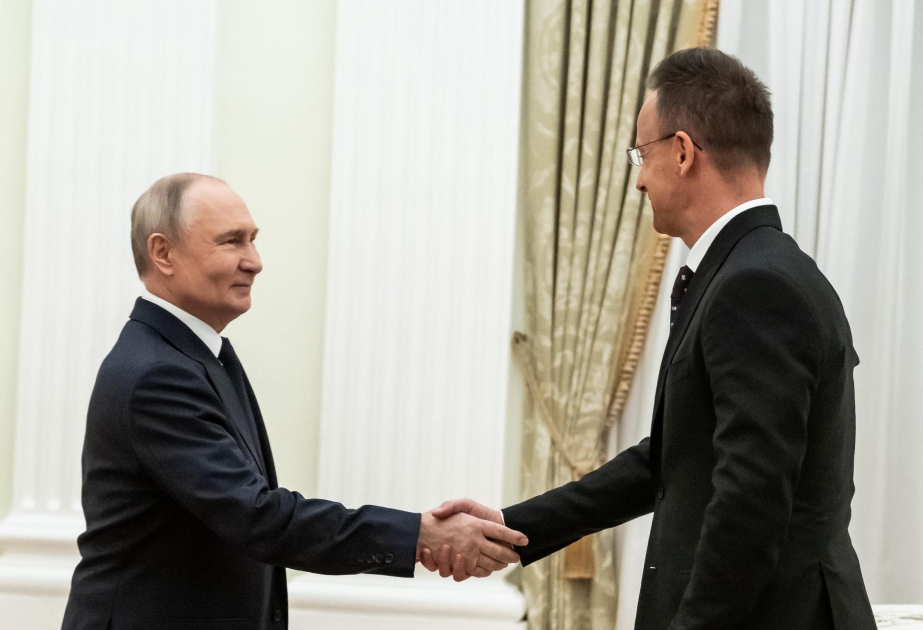 Петер Сийярто надеется на бесперебойное снабжение нефтью