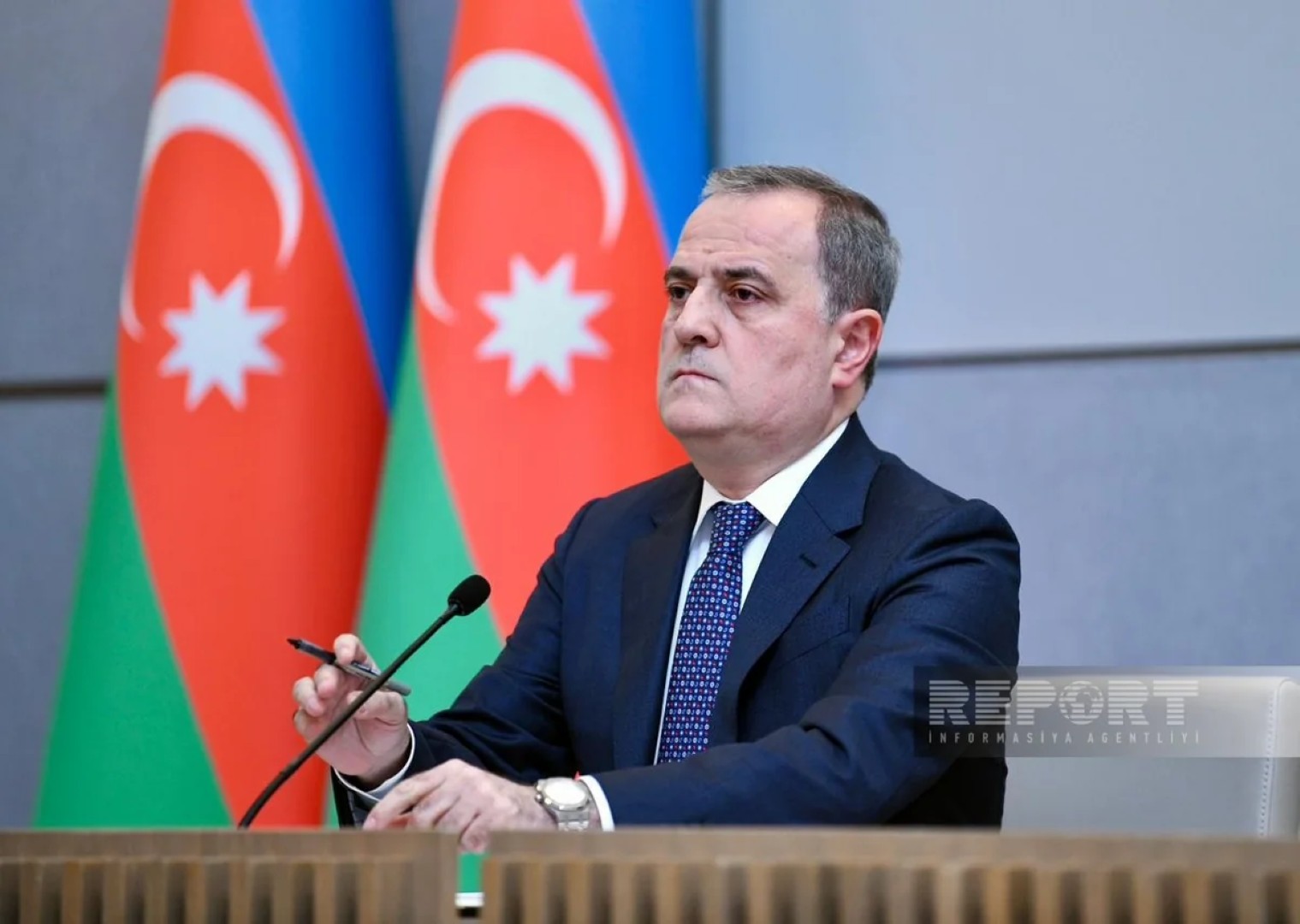 Джейхун Байрамов: Баку требует от Тегерана официальных объяснений в кратчайшие сроки