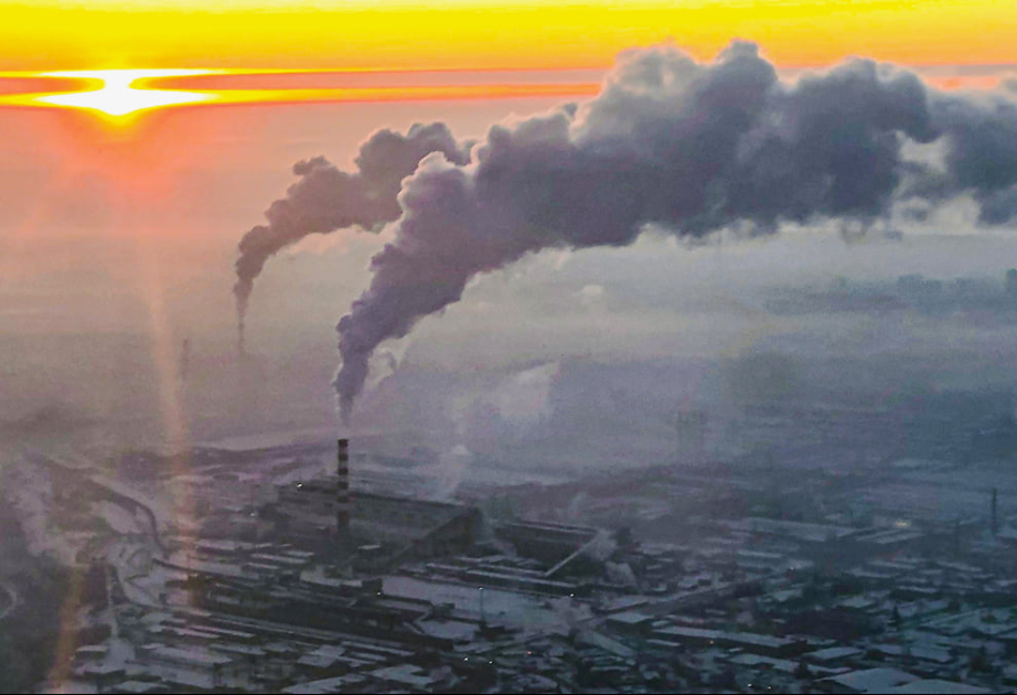 Китай планирует сократить углеродоемкость экономики на 17 процентовк 2030 году