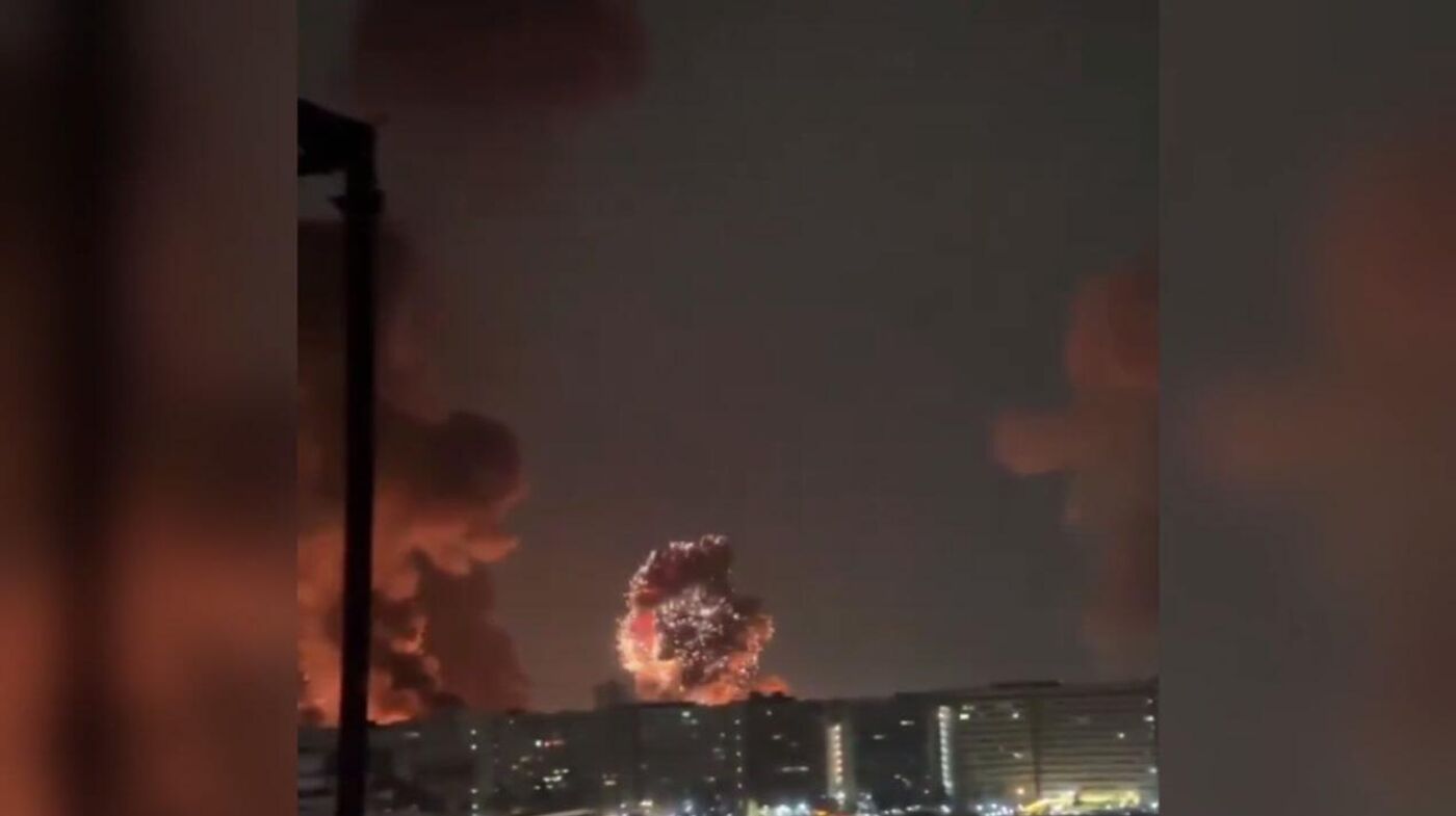 В Тегеране после массированных ударов Израиля загорелся аэропорт