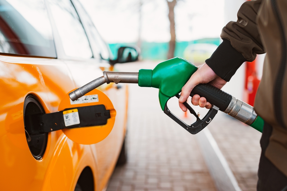 Цены на бензин в США выросли до рекордного с 2024 года уровня