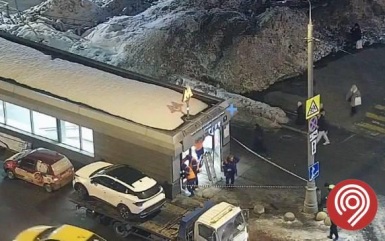 Метрополитен Москвы выставит счет дипломатам за поврежденные двери станции "Пражская"