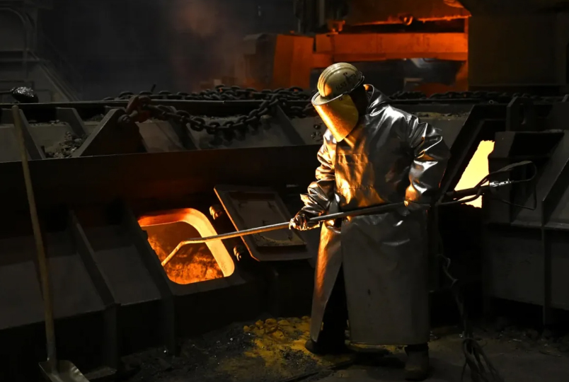 В ФРГ ожидают потерю до 150 тыс. рабочих мест в металлургии и электротехнике