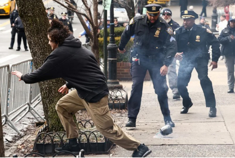 В Нью-Йорке у резиденции мэра задержаны шесть протестующих