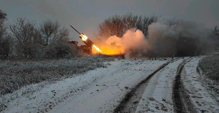 Зеленский: Территории Украины освобождаем, а планы России неизменны