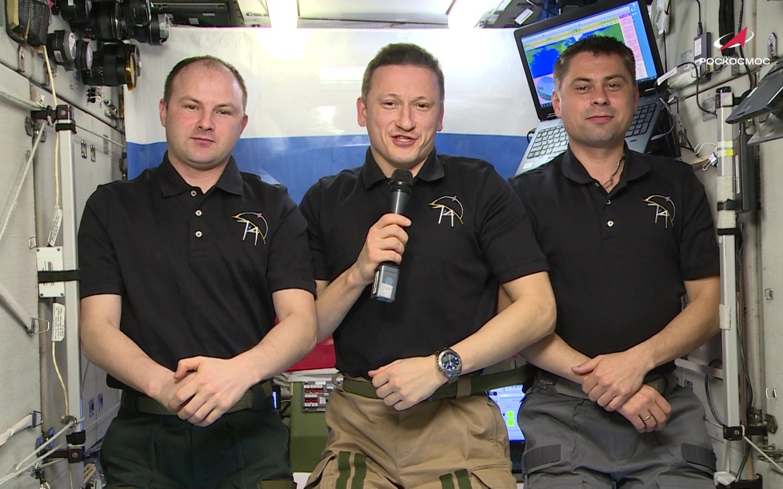 Космонавты с борта МКС поздравили женщин с 8 Марта