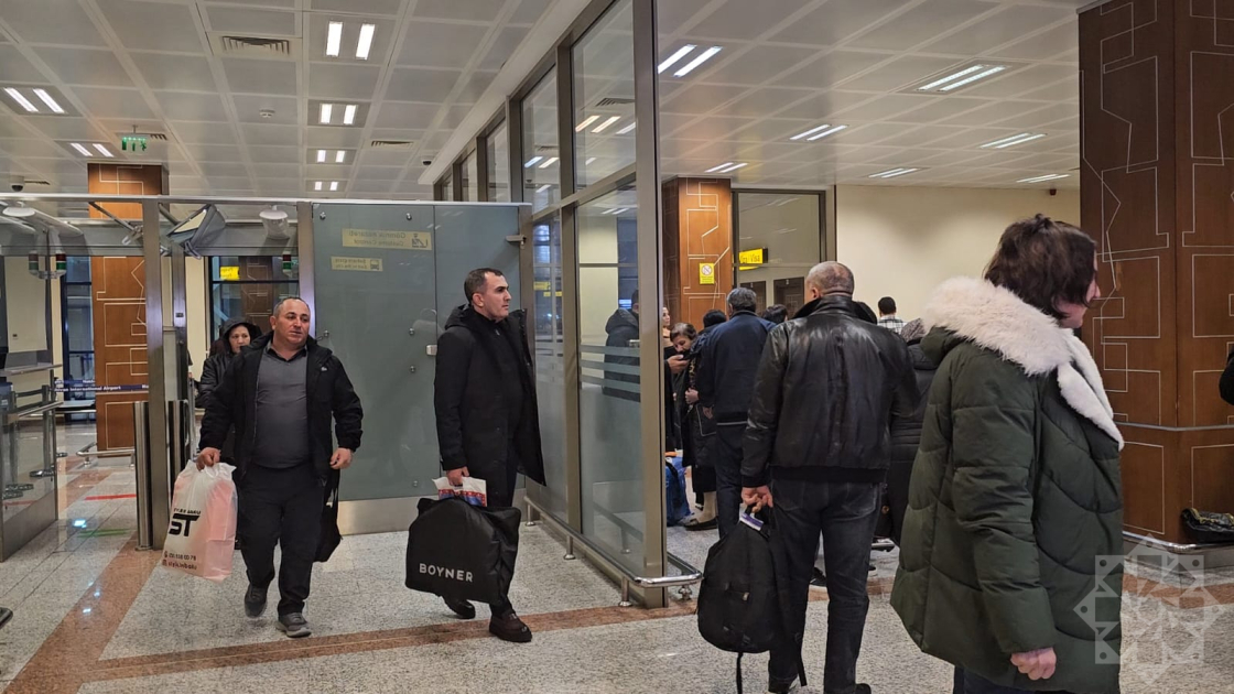 Самолет авиарейса Баку - Нахчыван приземлился в Нахчыванском международном аэропорту