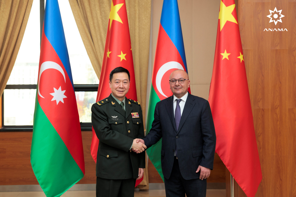 Азербайджанская делегация ознакомилась в Китае с учебными программами в области разминирования