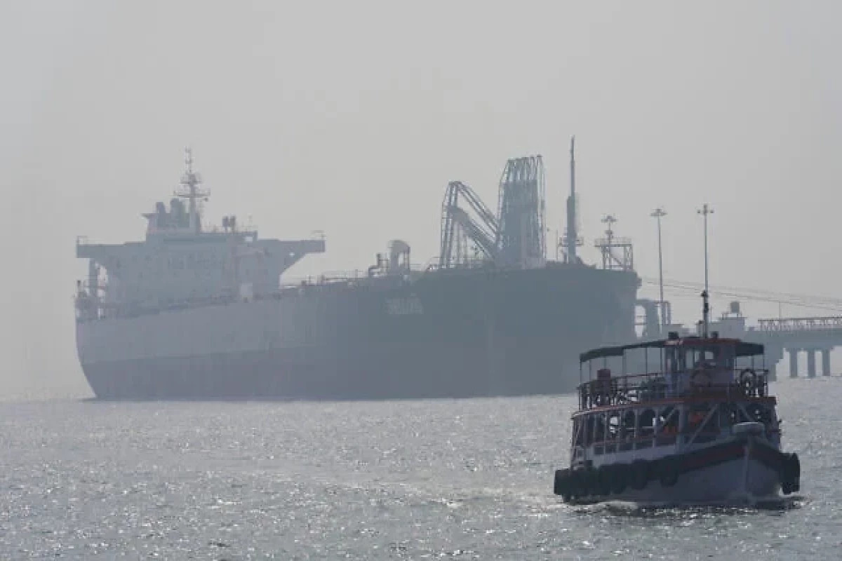 Иран разрешил некоторым индийским судам пройти через Ормузский пролив