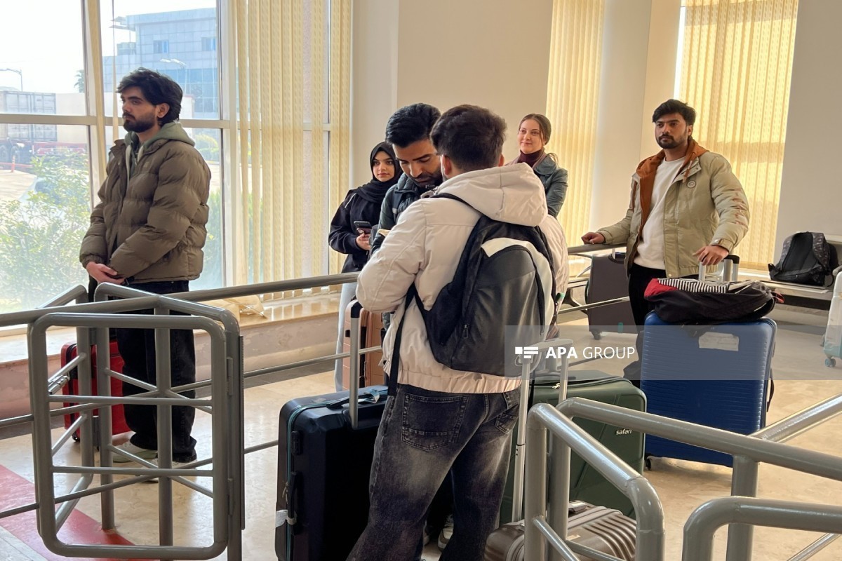 16 индийских студентов эвакуированы из Ирана через границу с Азербайджаном