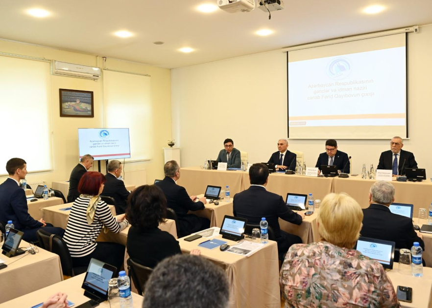 Избран новый председатель Федерации водных видов спорта Азербайджана