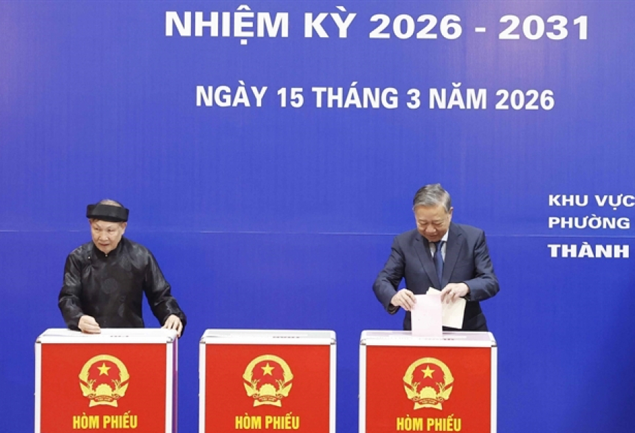 Во Вьетнаме выбирают парламент и местные советы