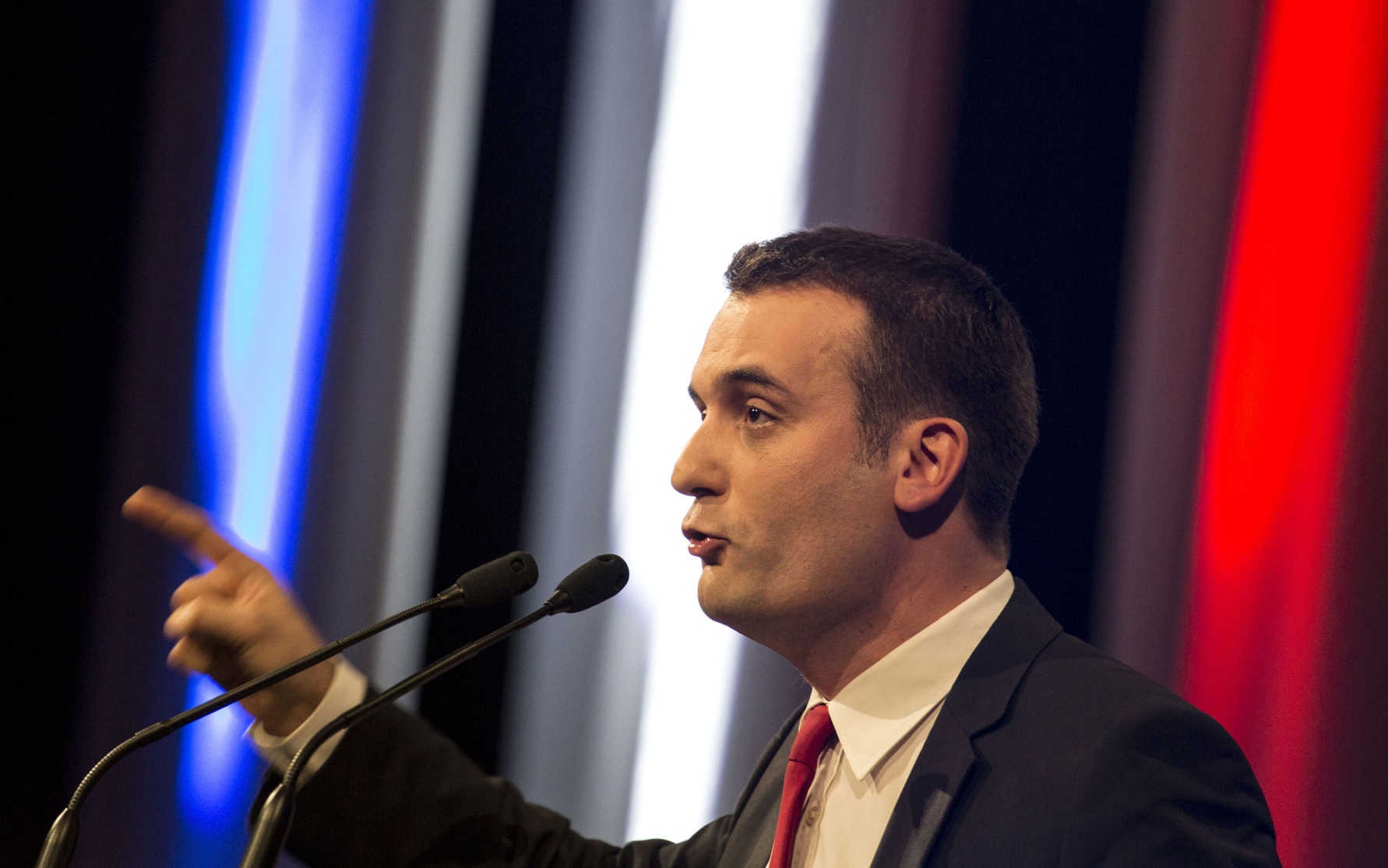 Филиппо заявил, что власти "задушат" французов ради финансирования Киева