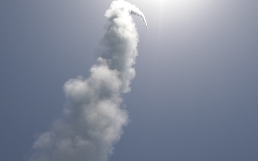 Тегеран нанес удары гиперзвуковыми ракетами по базе США в ОАЭ