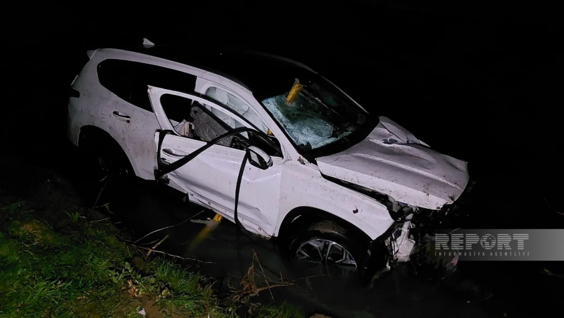 В Лянкяране автомобиль упал в реку, пассажир скончался
