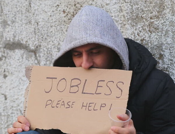 Более 100 тыс. британцев могут потерять работу из-за иранского конфликта