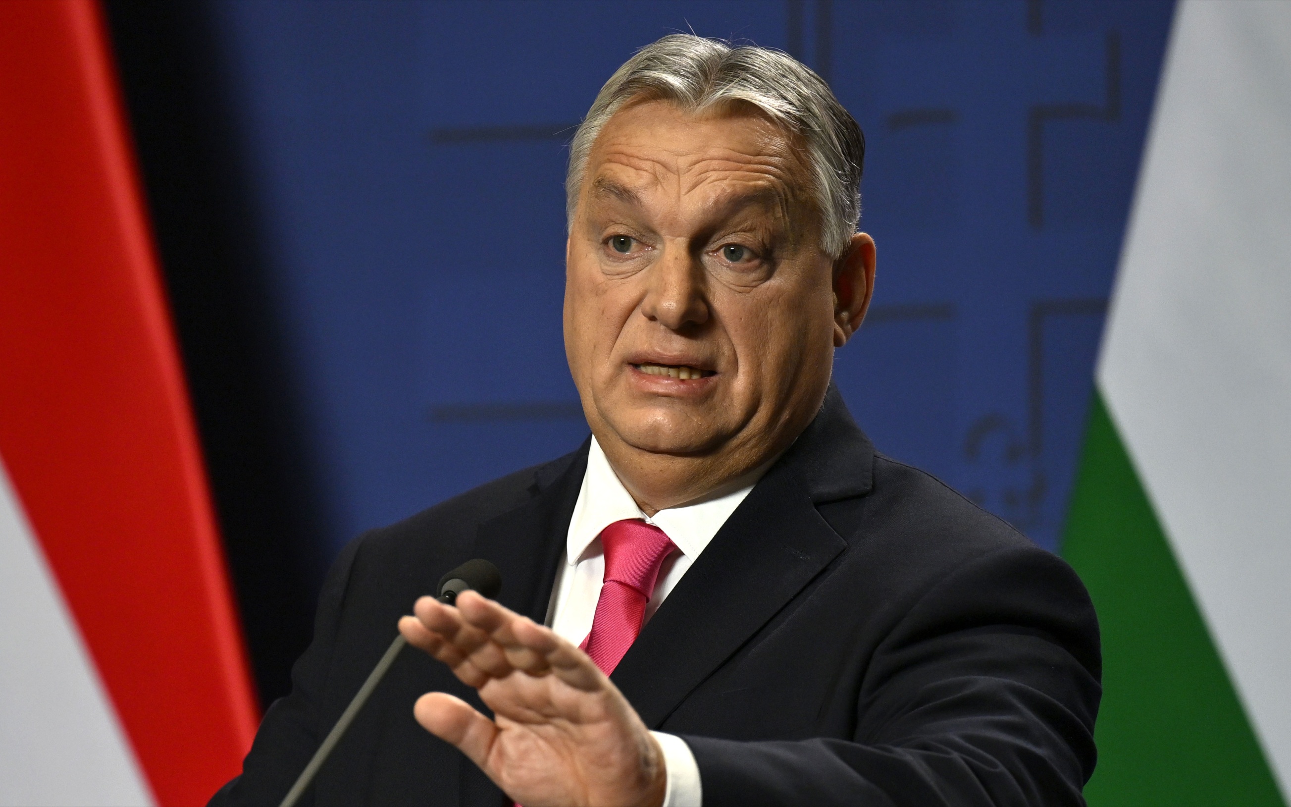 Брюссель готовит европейцев к войне, заявил Орбан