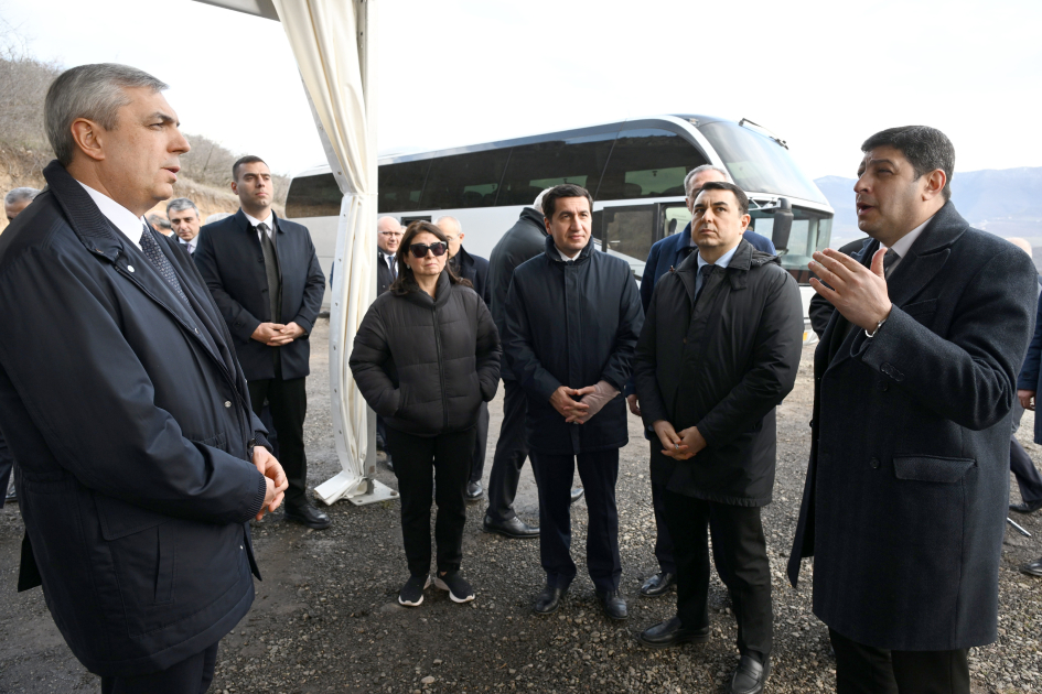 Членам Координационного штаба представлена концепция развития инфраструктуры Азыхской пещеры