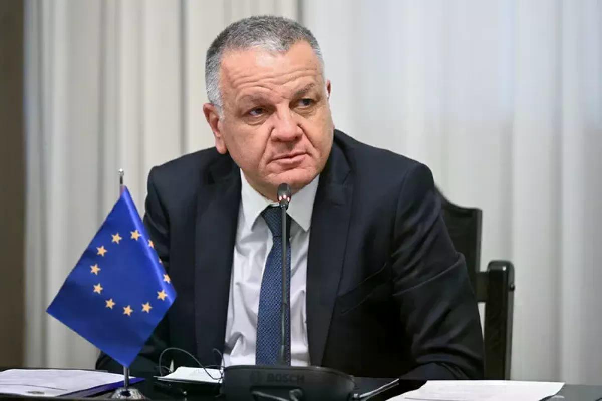 Посол ЕС: Мы поддерживаем установление мира и добрососедских отношений в регионе