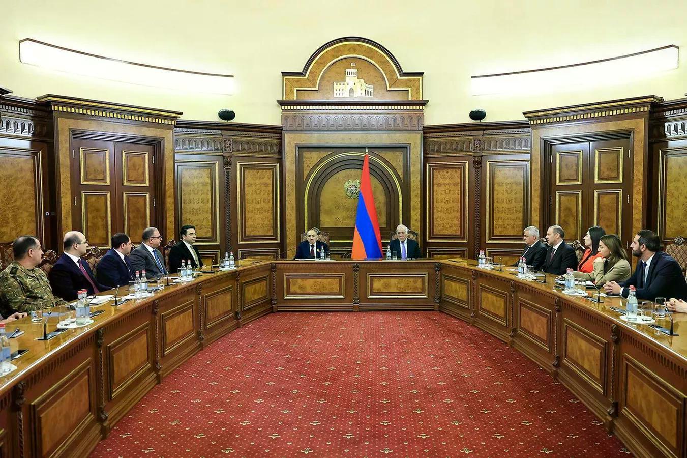 Пашинян провел пятое за месяц заседание Совбеза