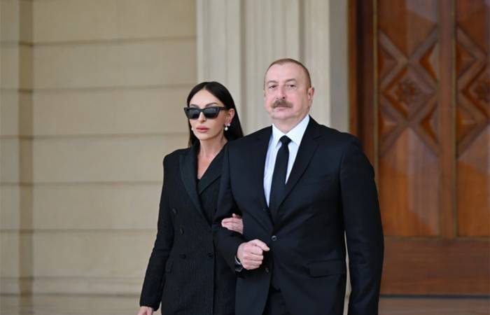 Милли Меджлис поздравил Ильхама Алиева и Мехрибан Алиеву с Новрузом и Рамазаном