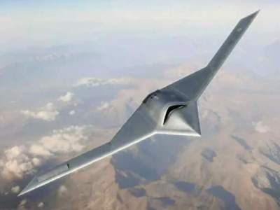 &laquo;Летающее крыло&raquo; в Ларисе