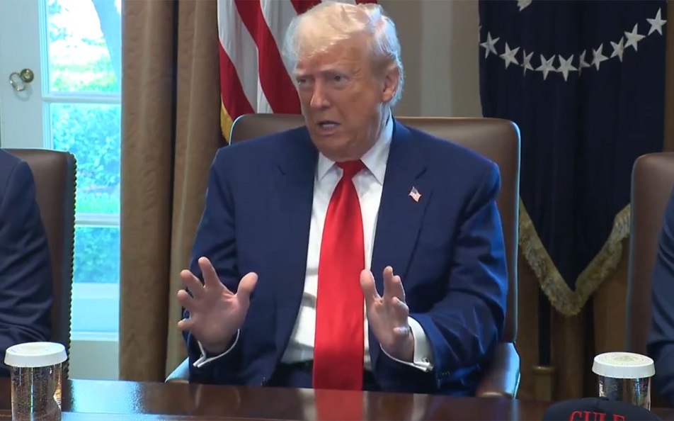 Трамп: охранять Ормузский пролив должны пользующиеся им страны, а не США