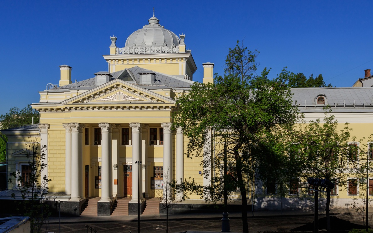 В центре Москвы произошла массовая драка возле синагоги