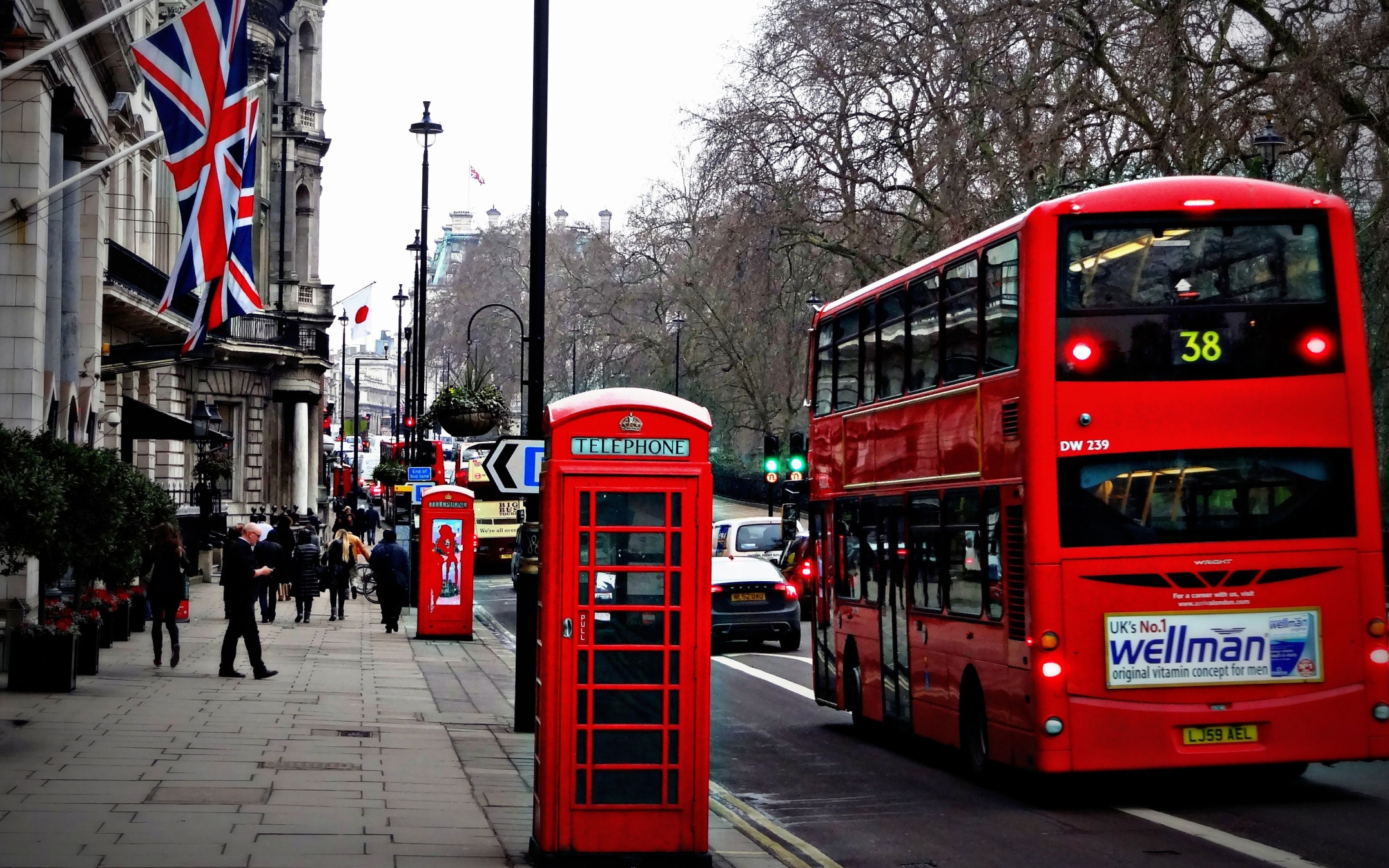 В посольство РФ призвали СМИ Британии не тиражировать фейки об украинских детях