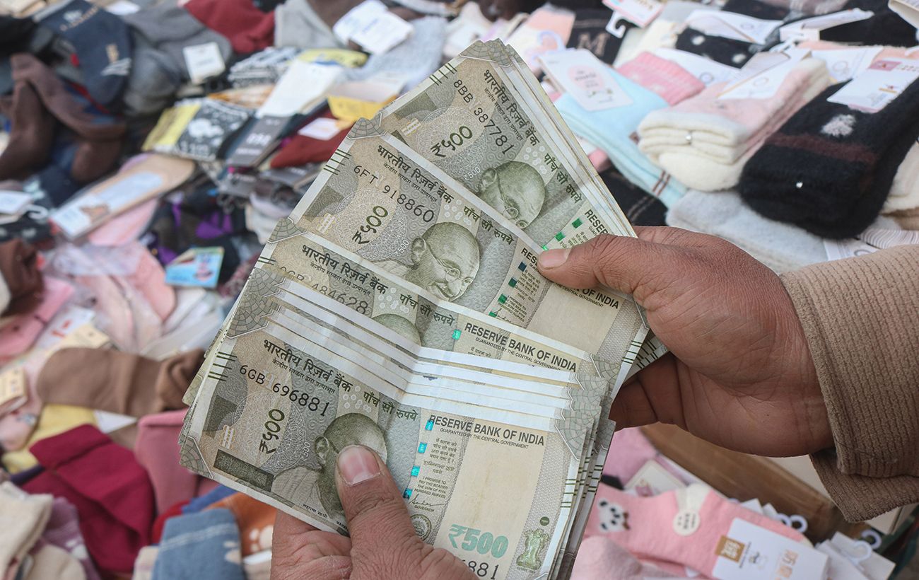 Конфликт на Ближнем Востоке обвалил курс индийской рупии