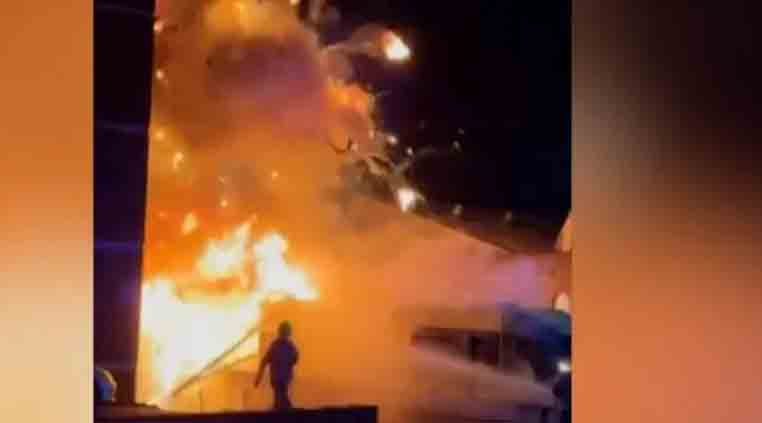 В Лондоне подожгли машины скорой помощи: они принадлежали еврейской общине