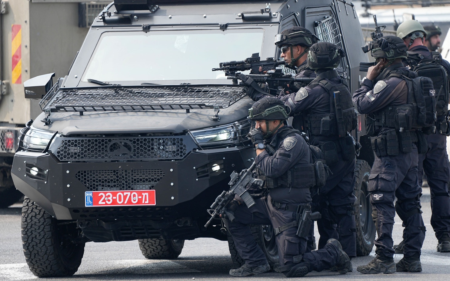 Полиция Тель-Авива будет патрулировать территорию, куда упала ракета