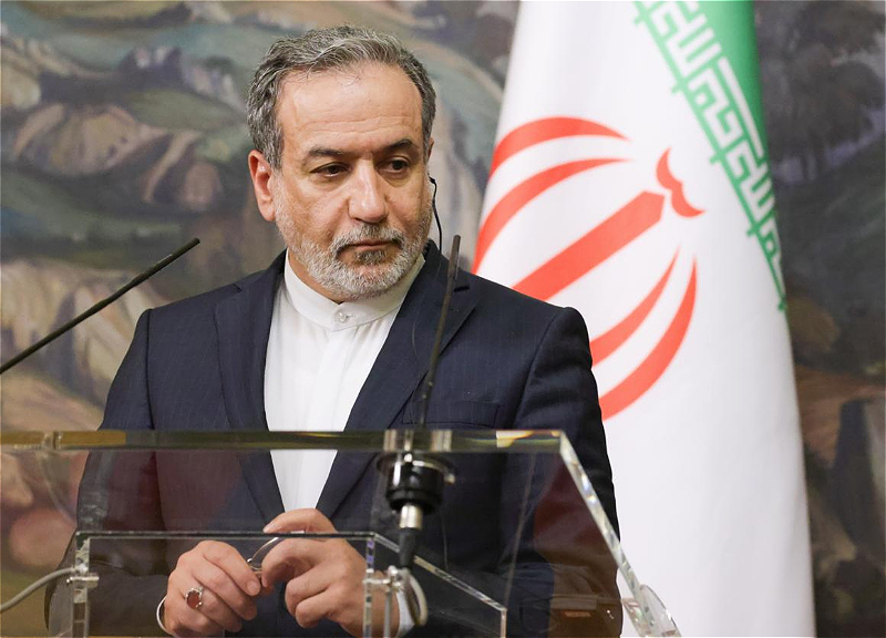 Арагчи: Ормузский пролив открыт для не участвующих в войне с Ираном стран