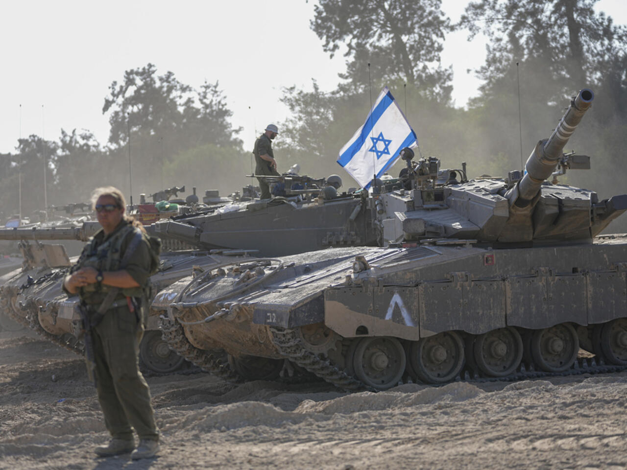 Власти Израиля разрешили ЦАХАЛ призвать до 400 тыс. резервистов