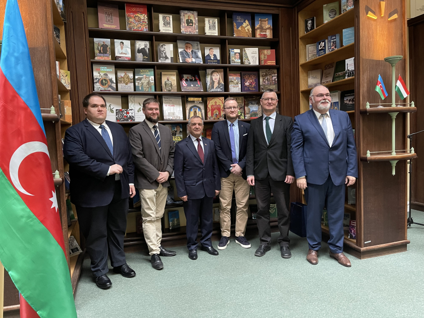 В Национальной библиотеке Венгрии открылся Отдел азербайджанской литературы