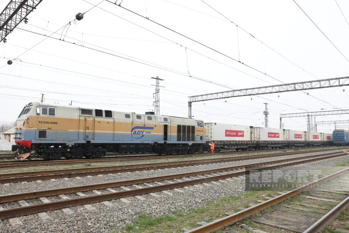 Российский гуманитарный груз для Ирана прибыл на станцию &laquo;Гарадаг&raquo;