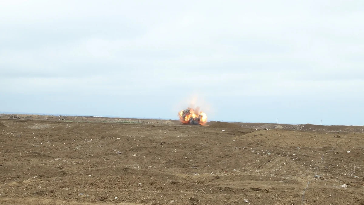 В Агдаме местный житель подорвался на мине