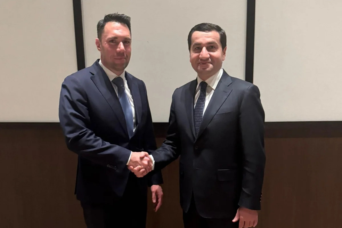 Хикмет Гаджиев встретился с главным советником премьер-министра Венгрии