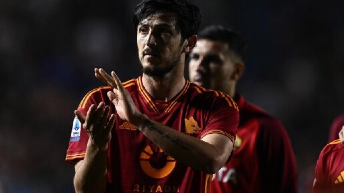 Иран наказывает &laquo;непослушного&raquo; футболиста