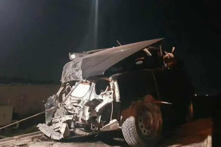 В Нафталане ВАЗ столкнулся с Mercedes: есть погибший