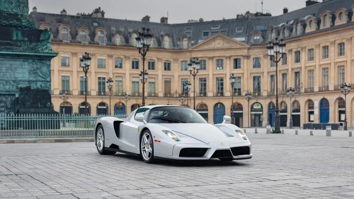 Редчайшую Ferrari Enzo хотят продать за 6 млн долларов