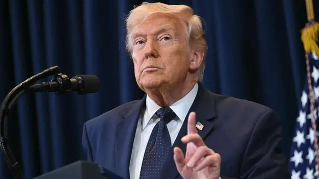 Трамп не считает операцию против Ирана завершенной