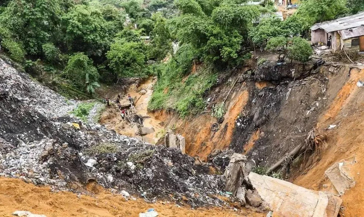 В Танзании оползни унесли жизни не менее 20 человек