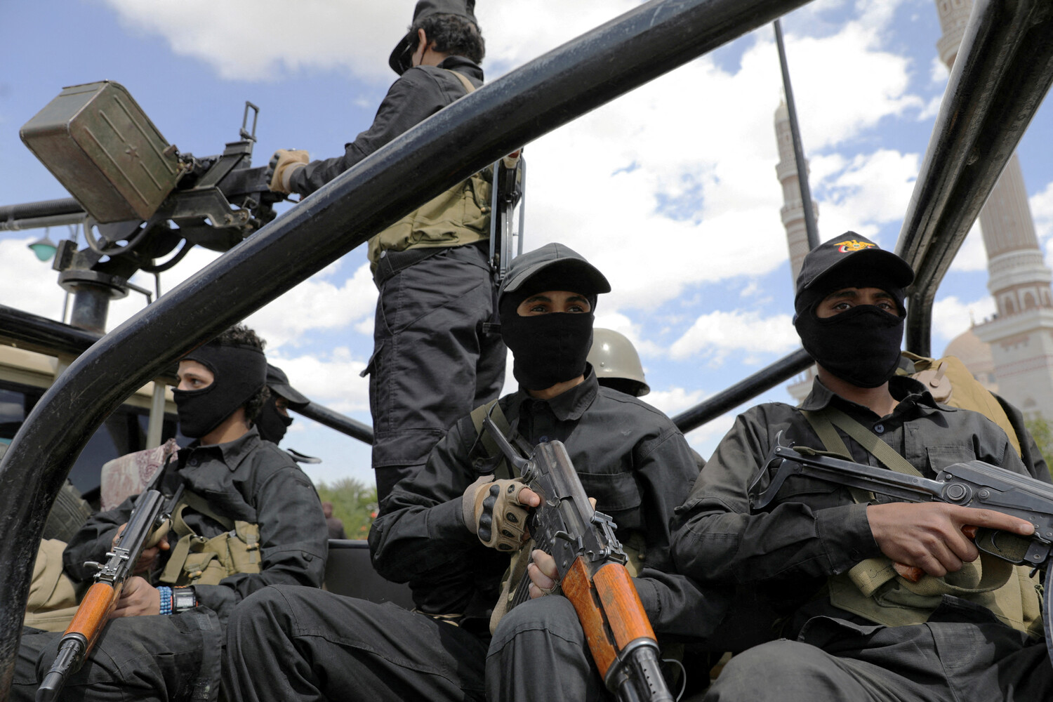 Хуситы поддержали Иран в конфликте против Израиля