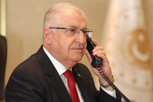 Министр обороны Турции поговорил с иранцами