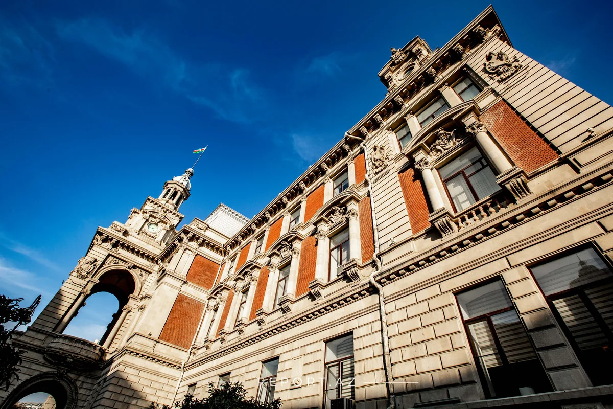 Эльдар Азизов отметил недостатки при устранении последствий ливней в Баку